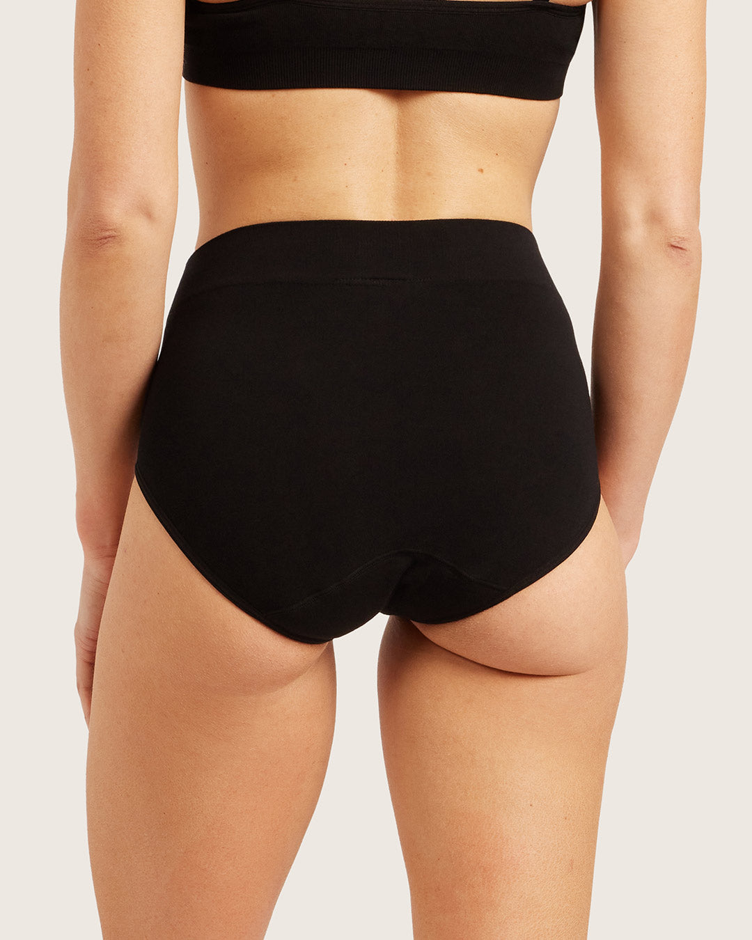 Period & Leak Proof - Full Brief - Light