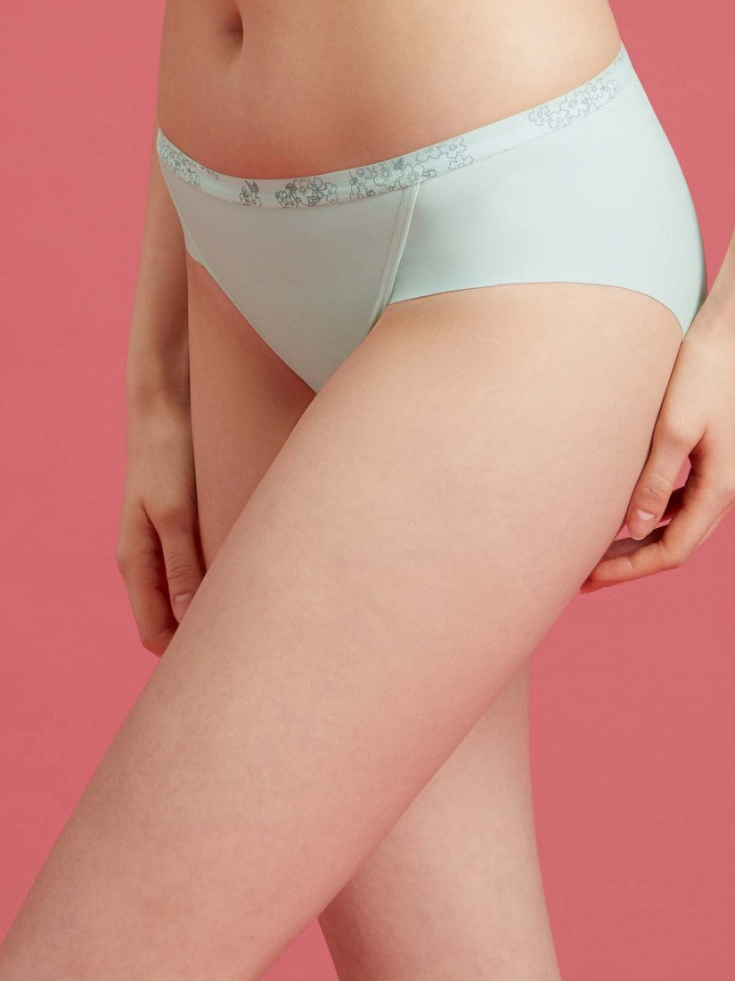 Invisible Free-cut Bikini Brief