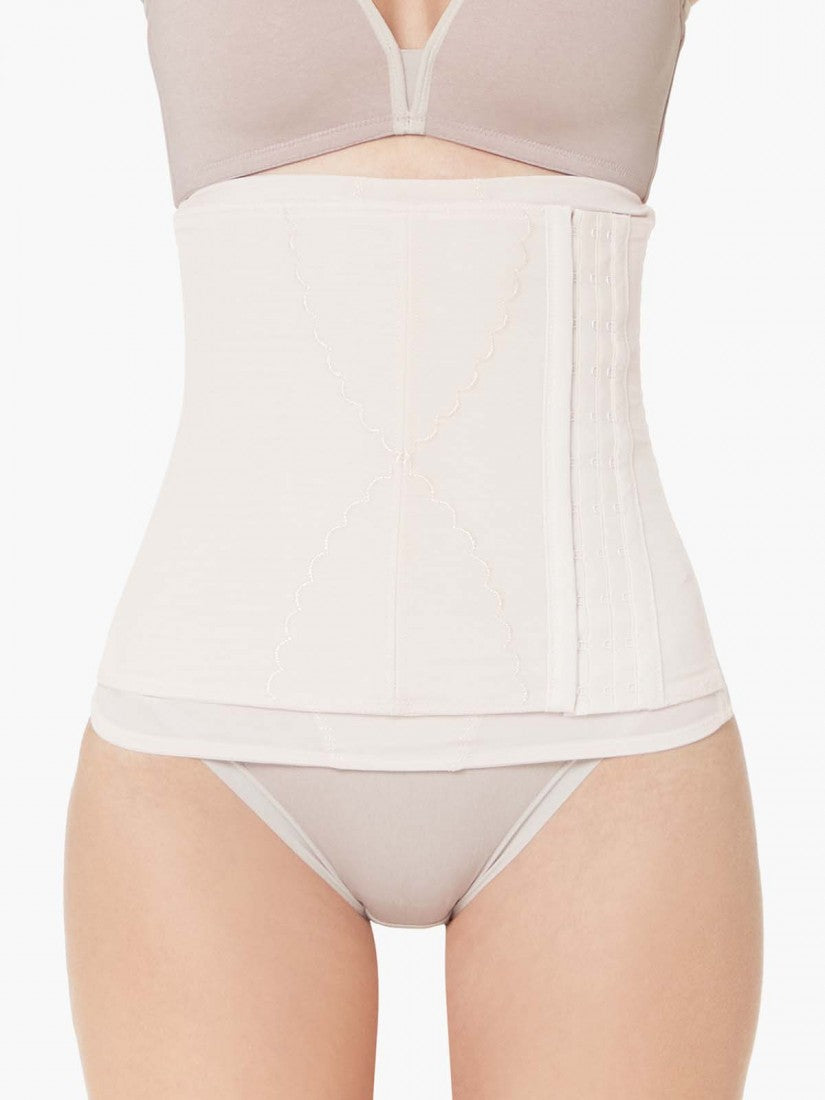 LYCRA ADAPTIV Shaping Waist Cincher with Magnetic Therapy