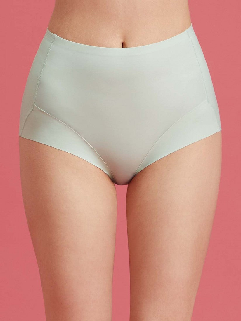 Invisible Mid-rise Lite-control Short Brief