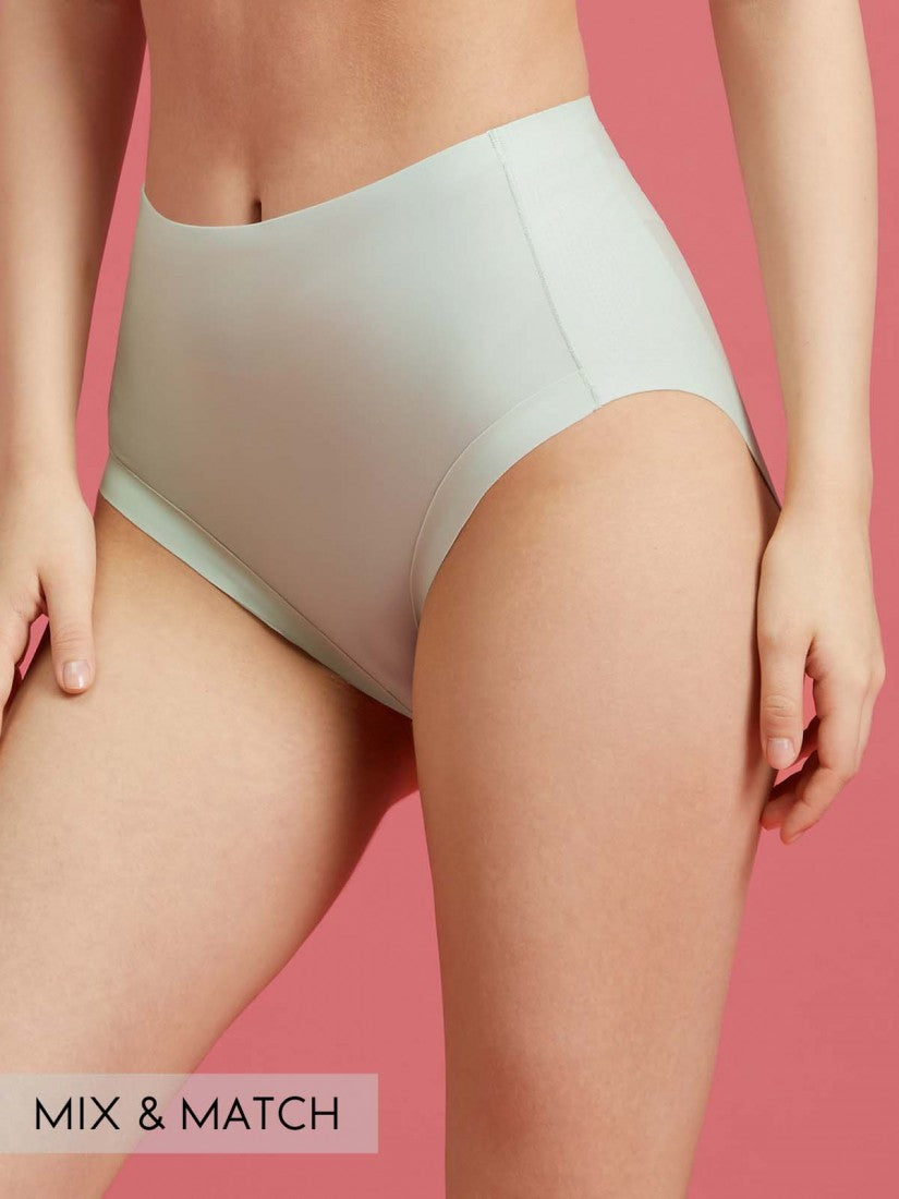 Invisible Mid-rise Hi Cut Control Brief