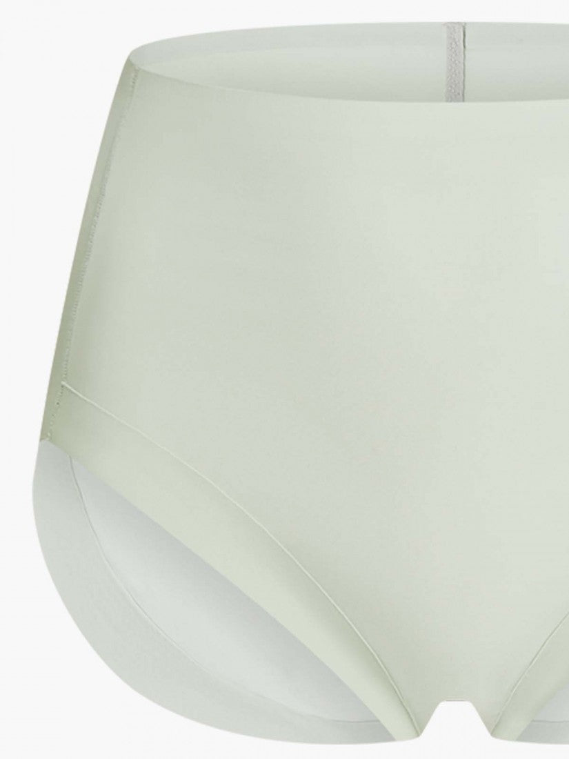 Invisible Mid-rise Hi Cut Control Brief