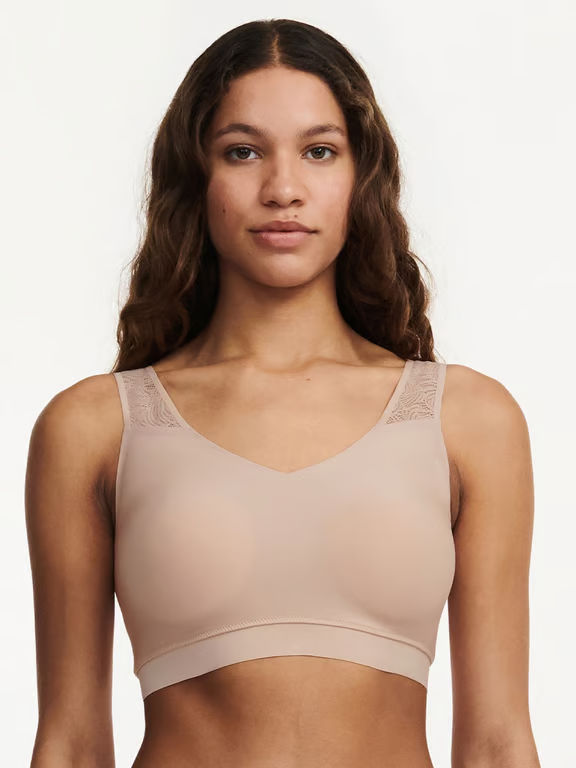 SoftStretch Padded Top with Lace