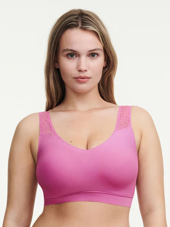 SoftStretch Padded Top with Lace